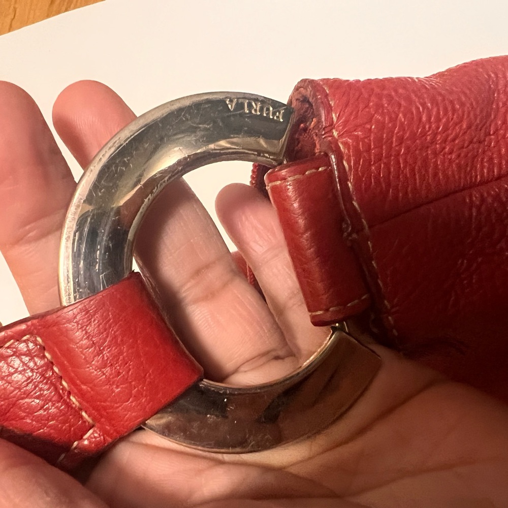 Vintage FURLA Red Pebble Leather. In great condition. Large with silver hardware - Picture 15 of 15